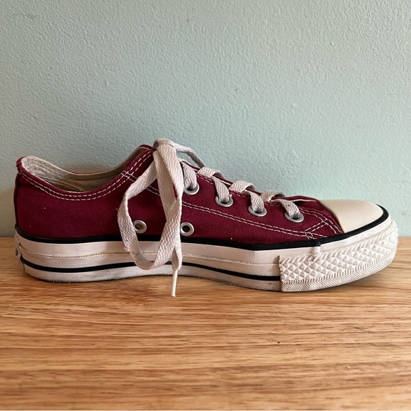 Converse All Star Chuck Taylors - Picture 7 of 10